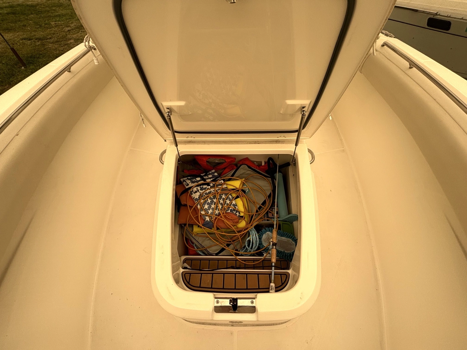 2018 Boston Whaler 280 Outrage