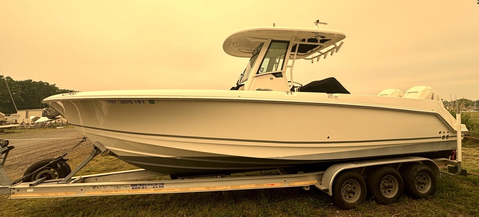 2018 Boston Whaler 280 Outrage