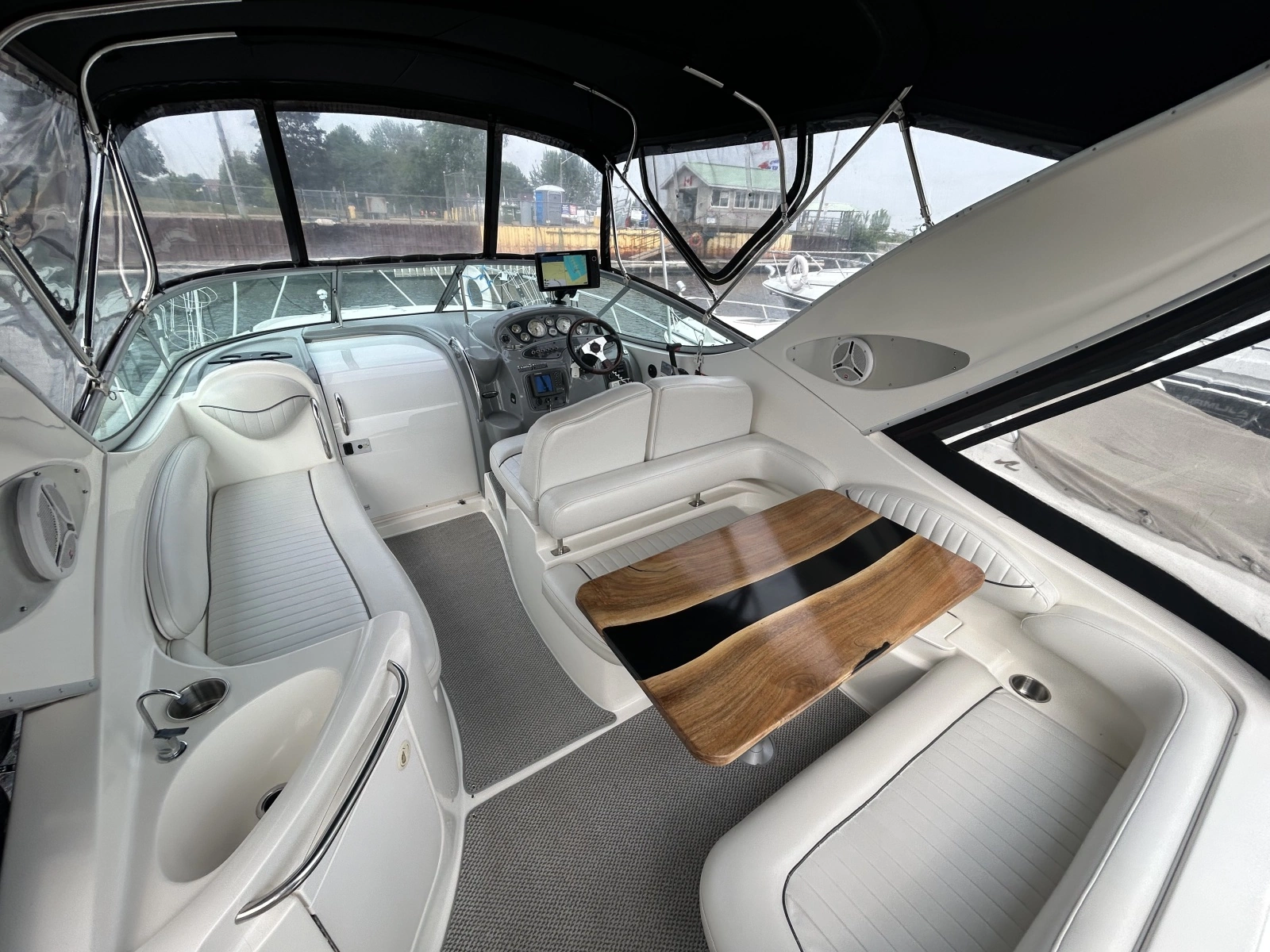 2006 Maxum 2700