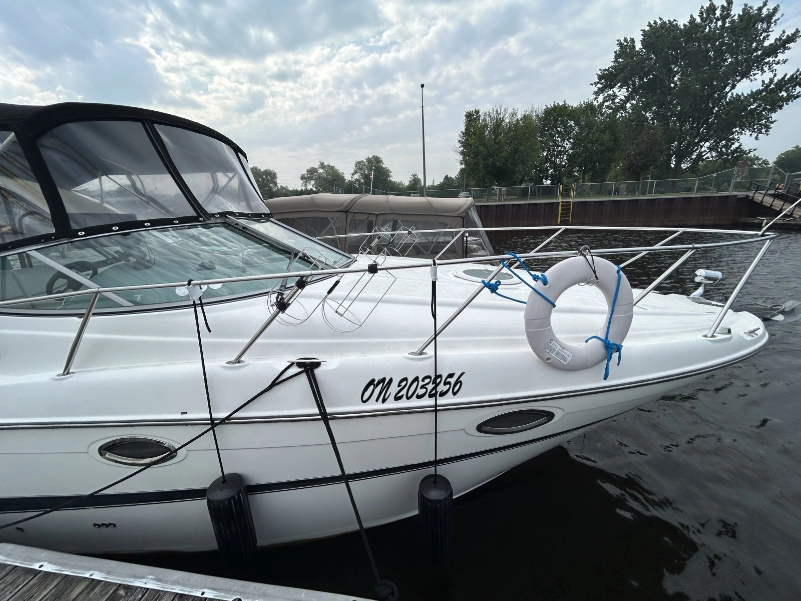 2006 Maxum 2700