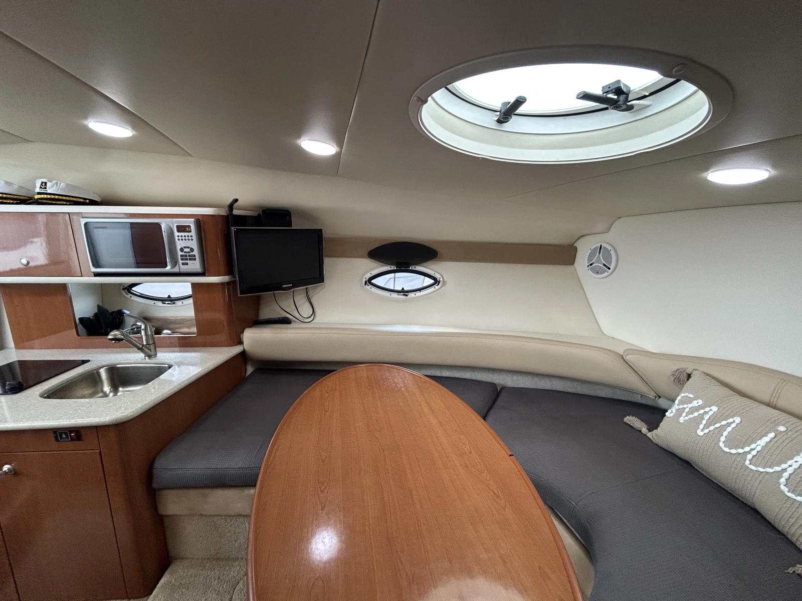 2006 Maxum 2700