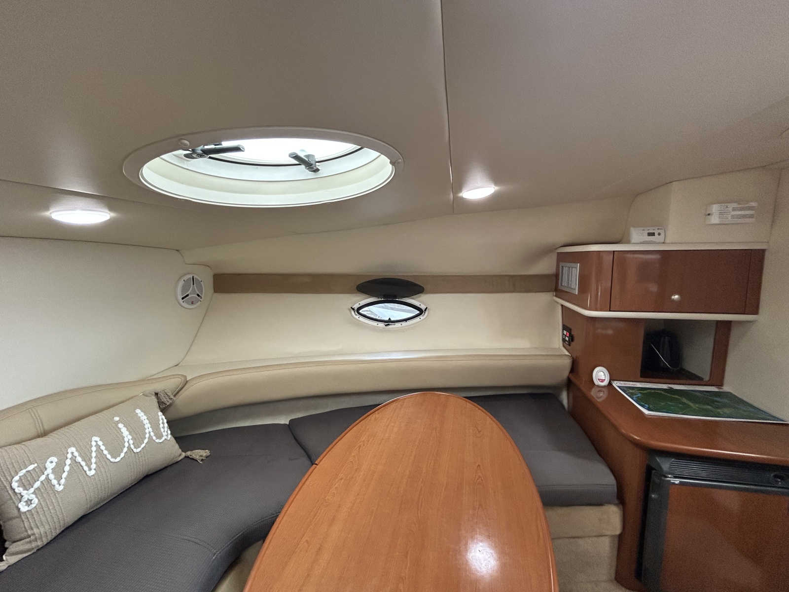 2006 Maxum 2700