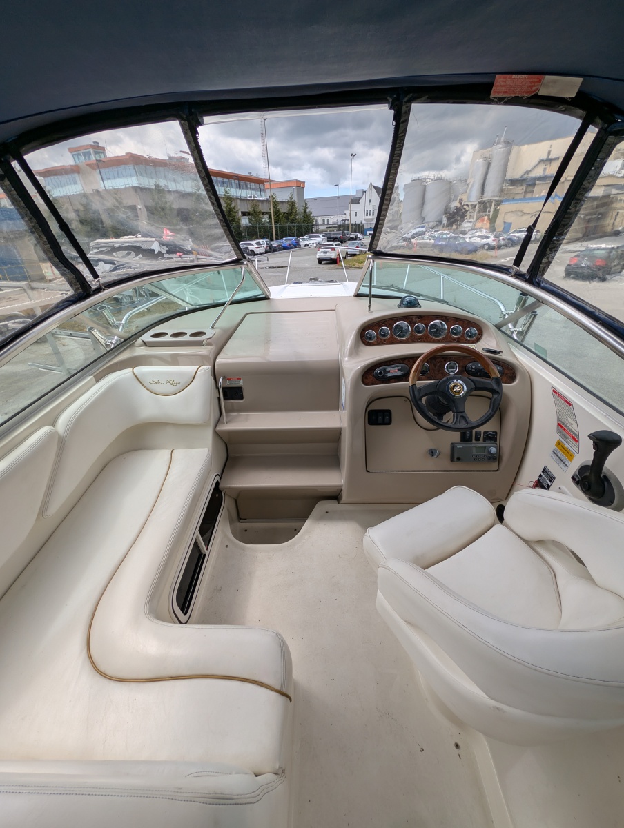 2002 Sea Ray 260 Sundancer