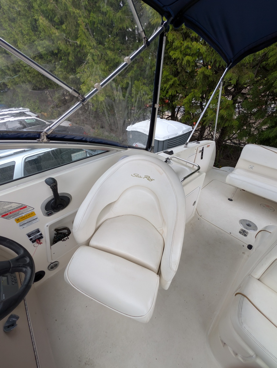 2002 Sea Ray 260 Sundancer