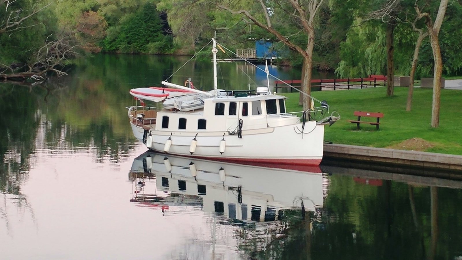 2001 Benford Fantail