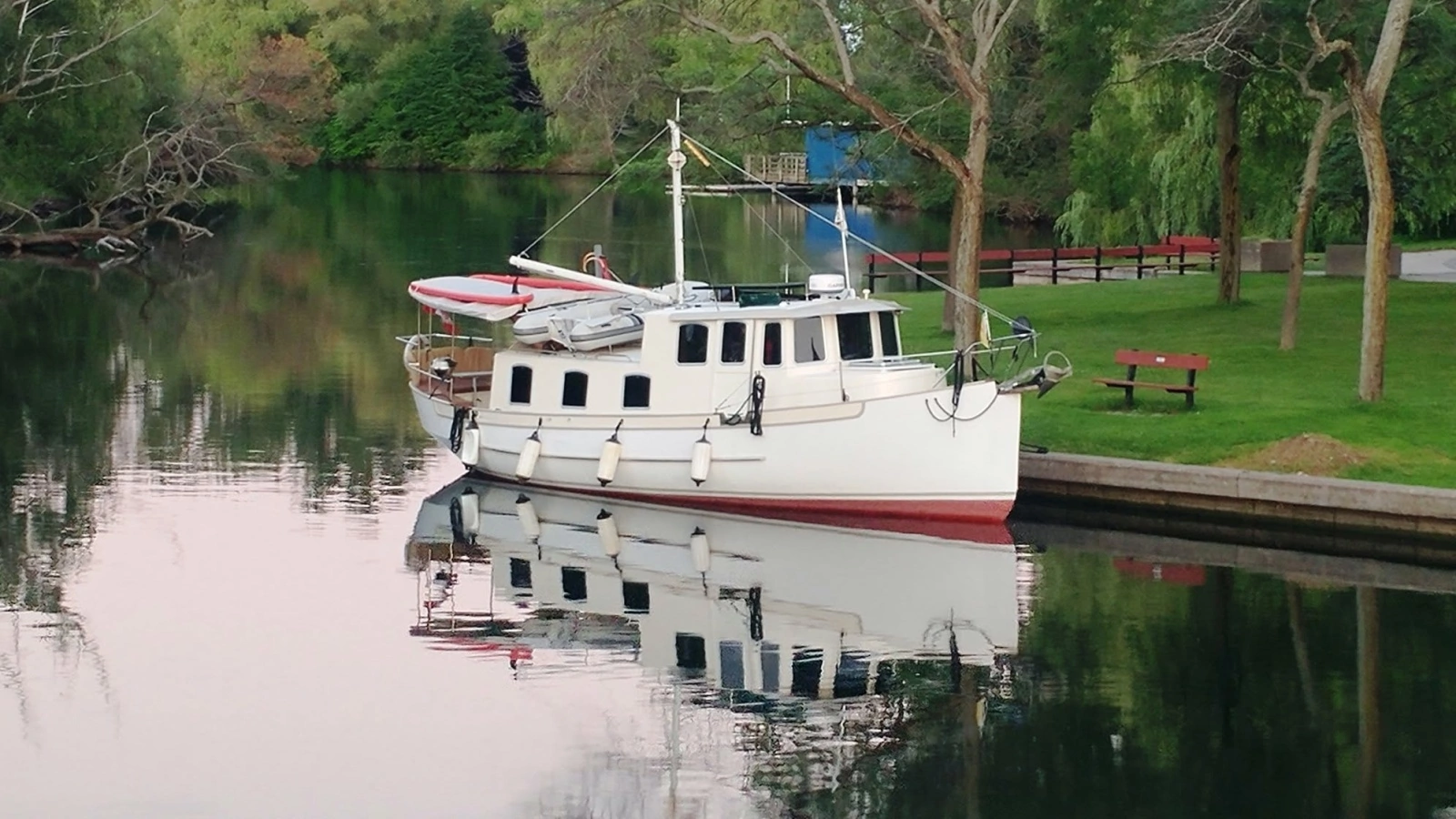 2001 Benford Fantail