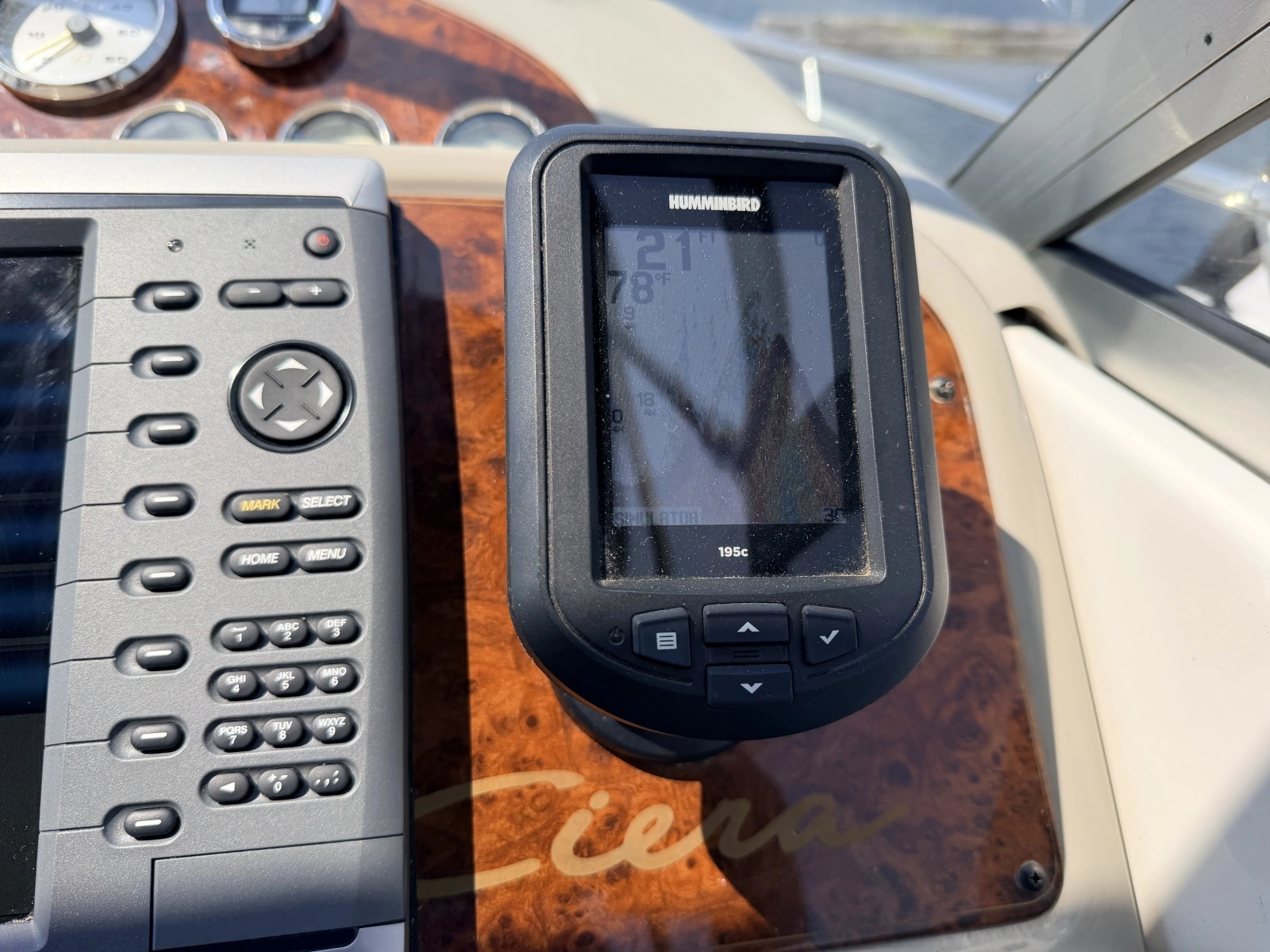 2000 Bayliner 3055 Ciera