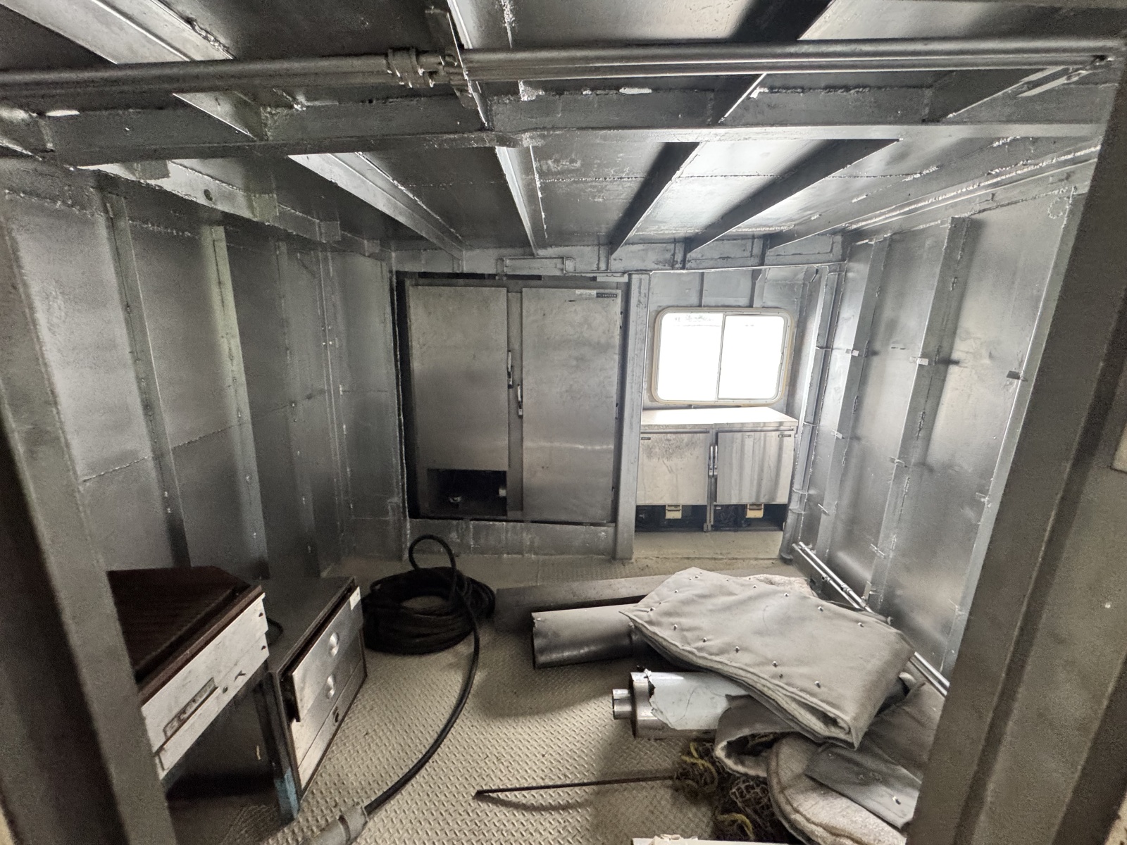 2001 Borealis 84' Custom