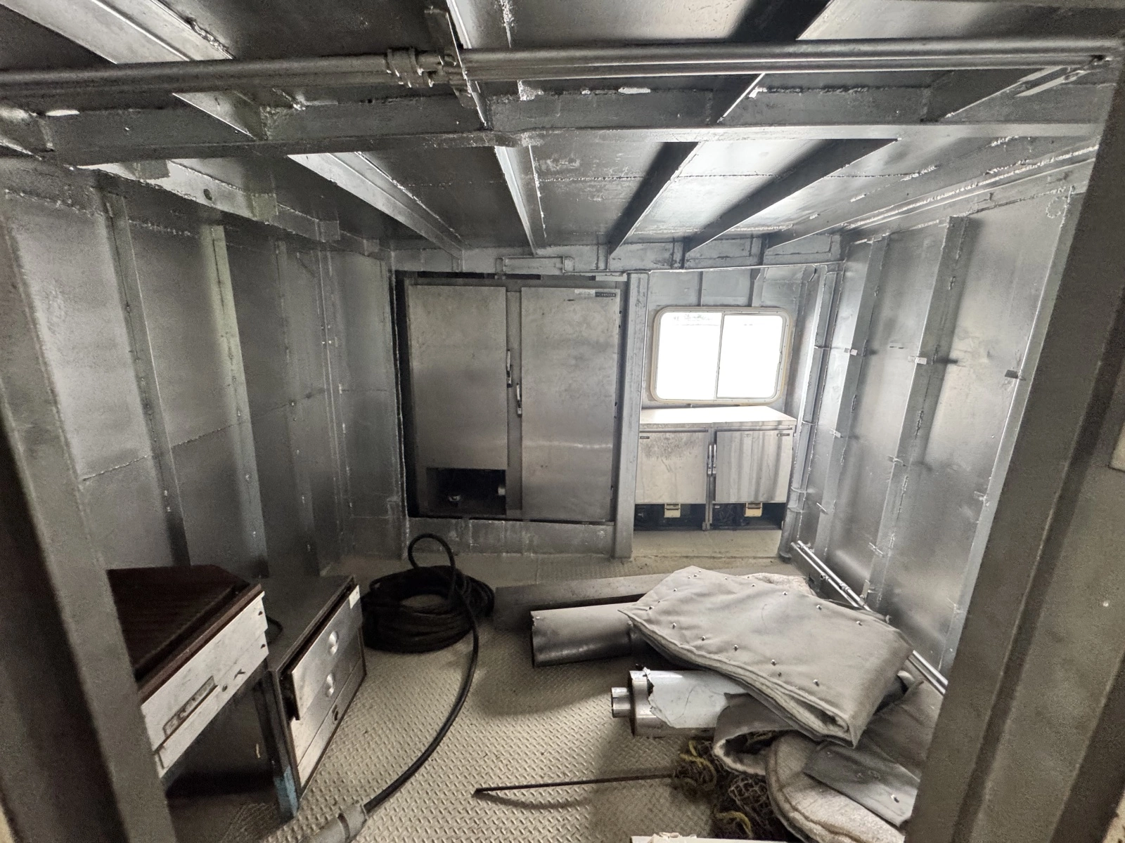 2001 Borealis 84' Custom