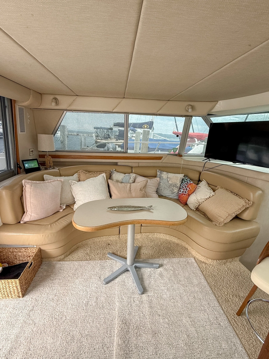 1996 Sea Ray 370 Sedan Bridge 37