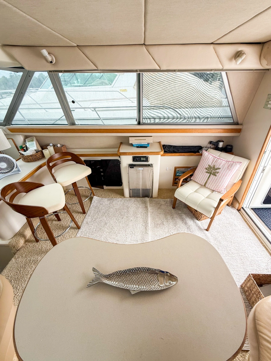 1996 Sea Ray 370 Sedan Bridge 37