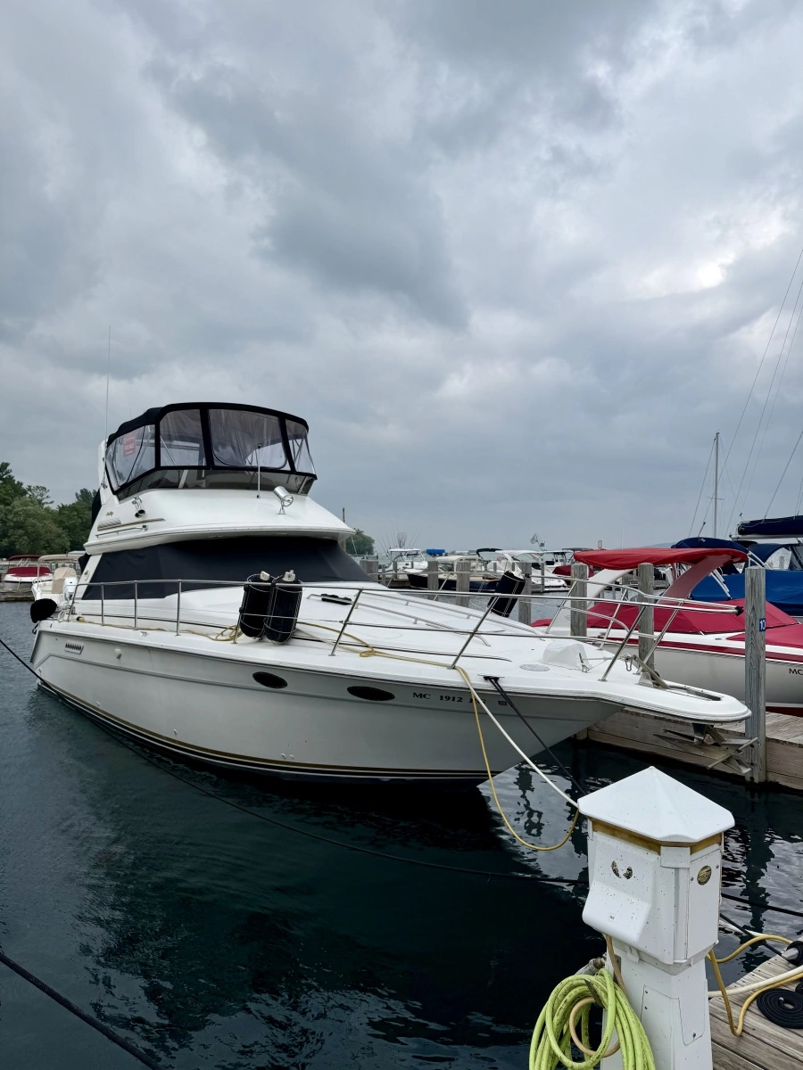 1996 Sea Ray 370 Sedan Bridge 37