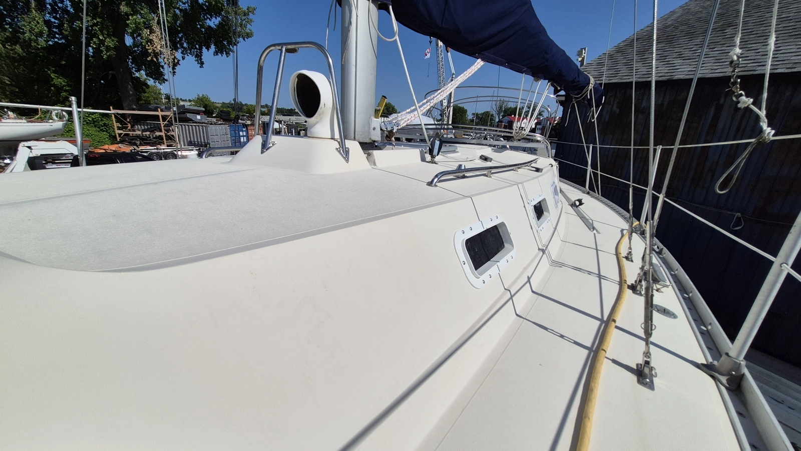 1981 Canadian Sailcraft  CS 36