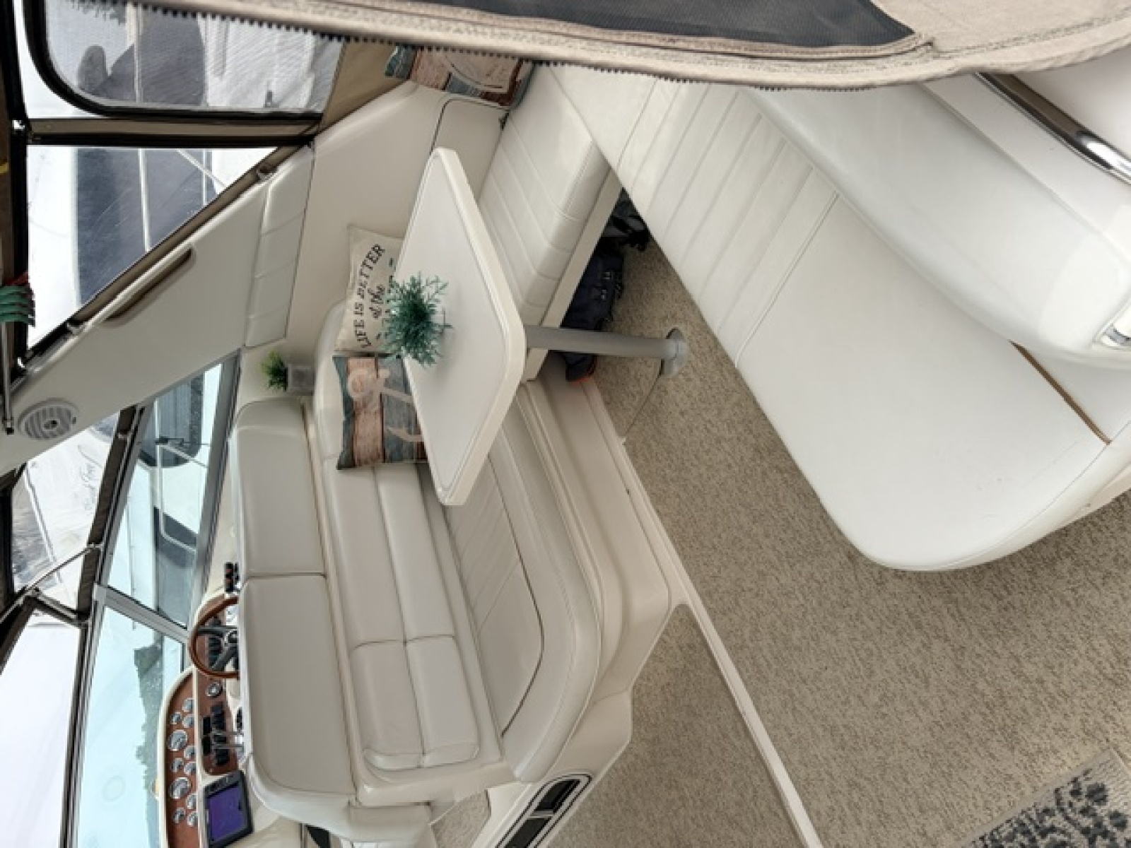1997 Sea Ray Sundancer 330