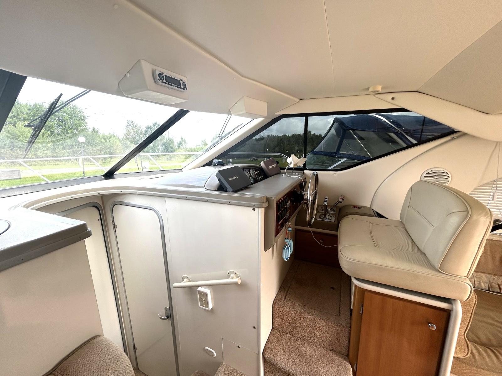 2001 Bayliner  3258