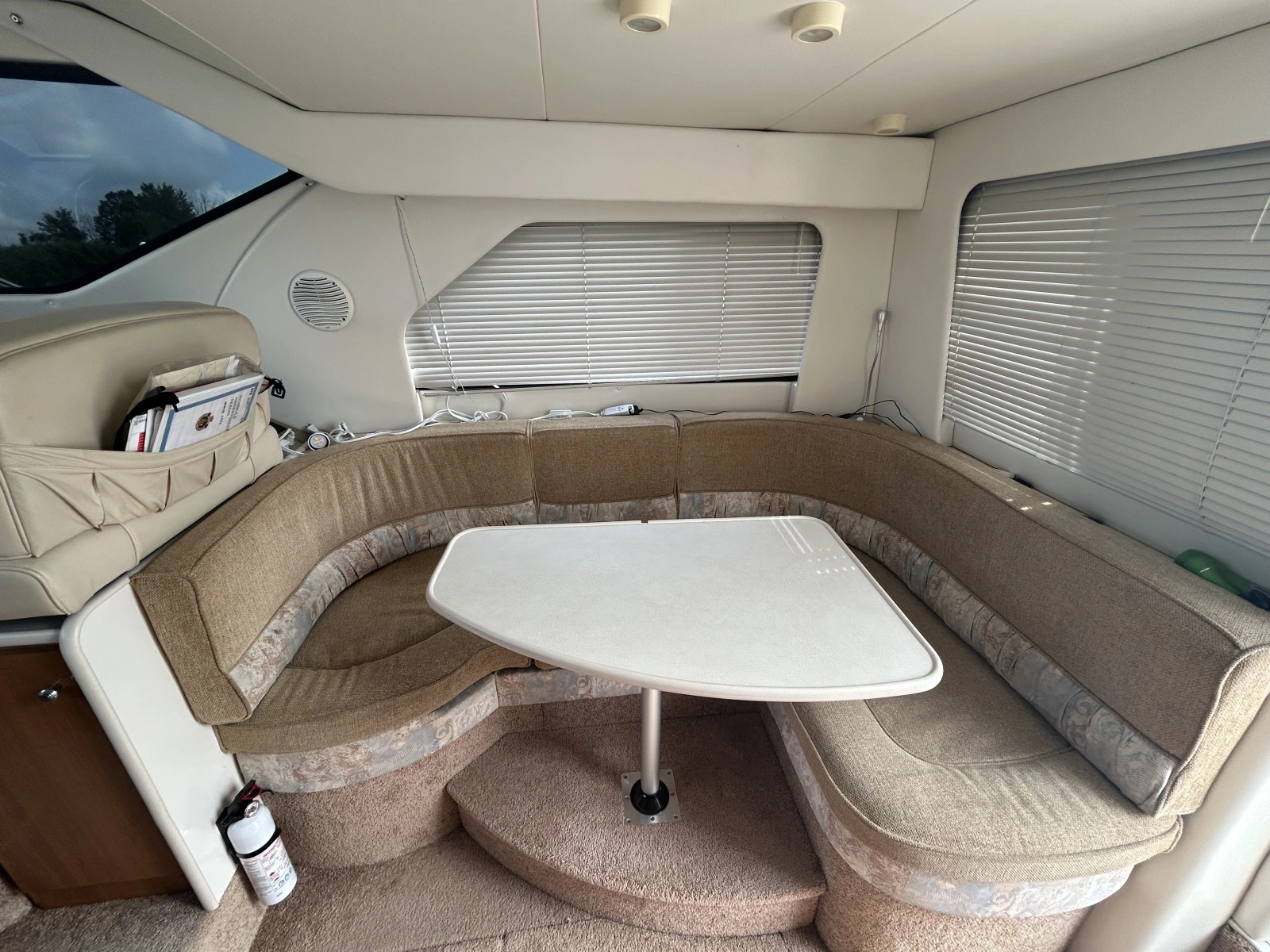 2001 Bayliner  3258