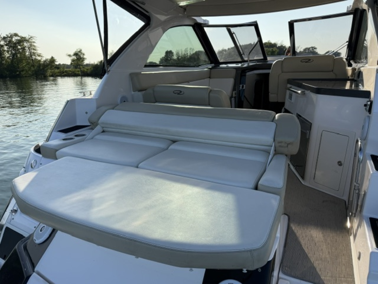 2012 Regal 35 SC Sport Coupe