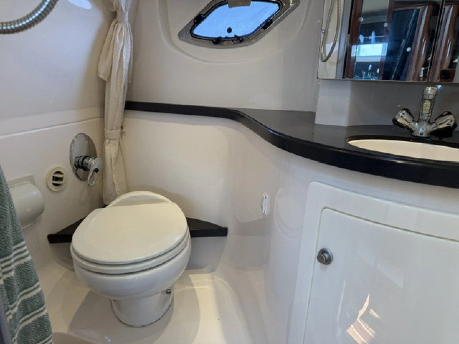 2012 Regal 35 SC Sport Coupe