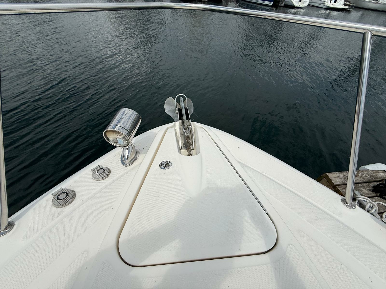 2015 Sea Ray 330 Sundancer