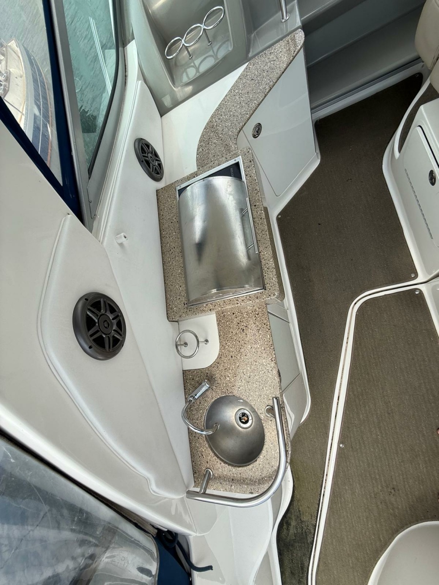 2015 Sea Ray 330 Sundancer