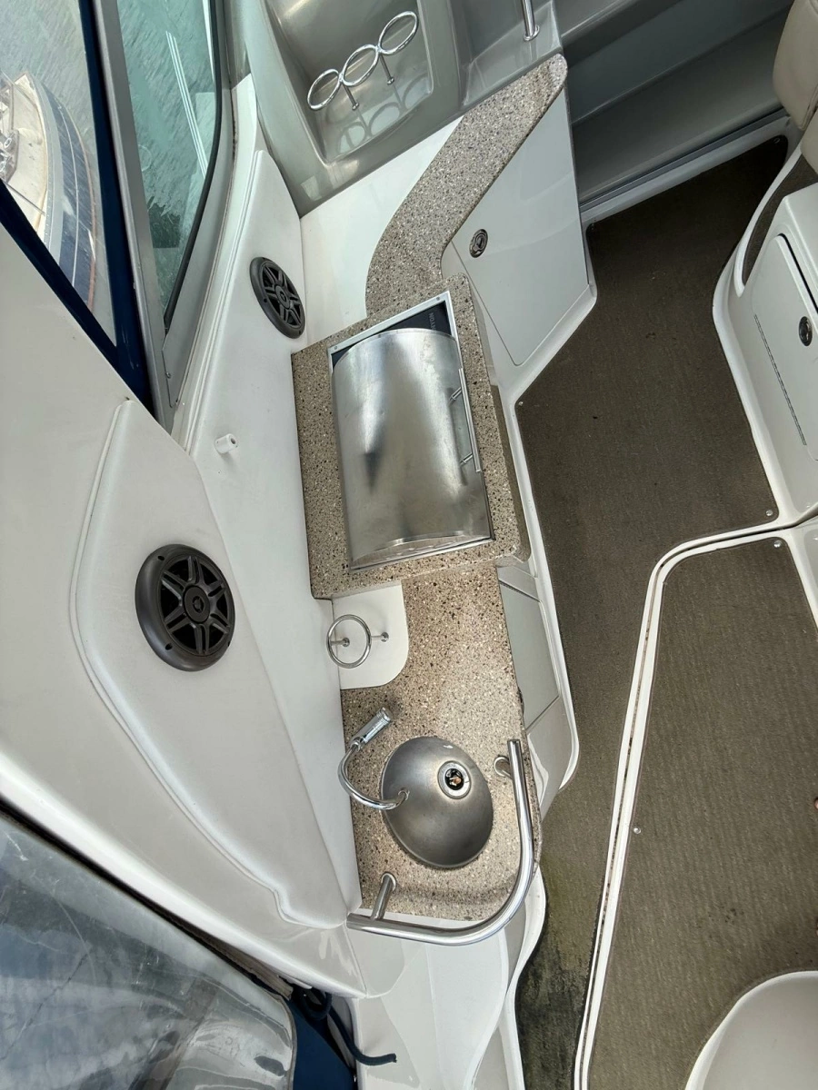 2015 Sea Ray 330 Sundancer