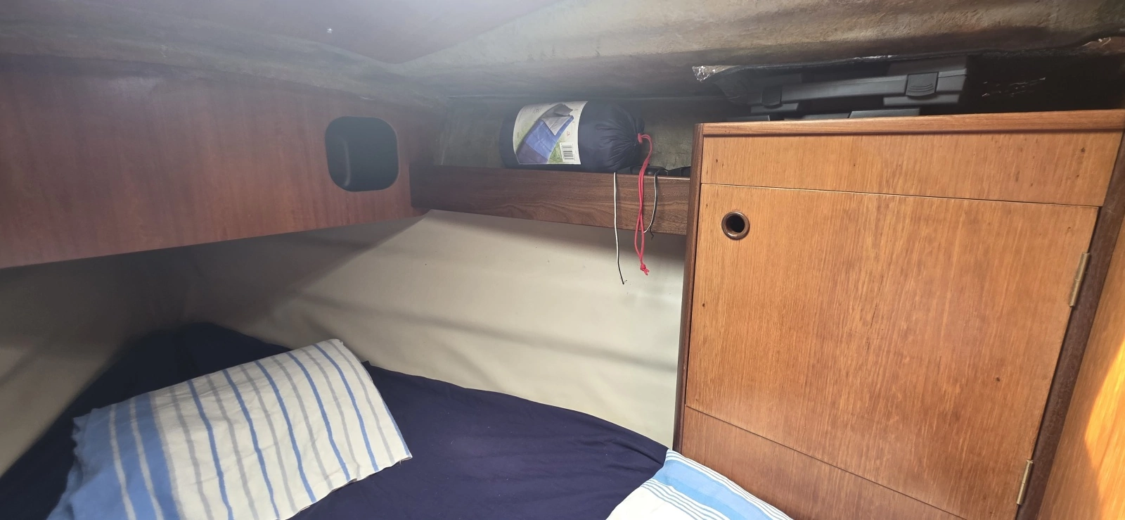 1985 Beneteau First 305
