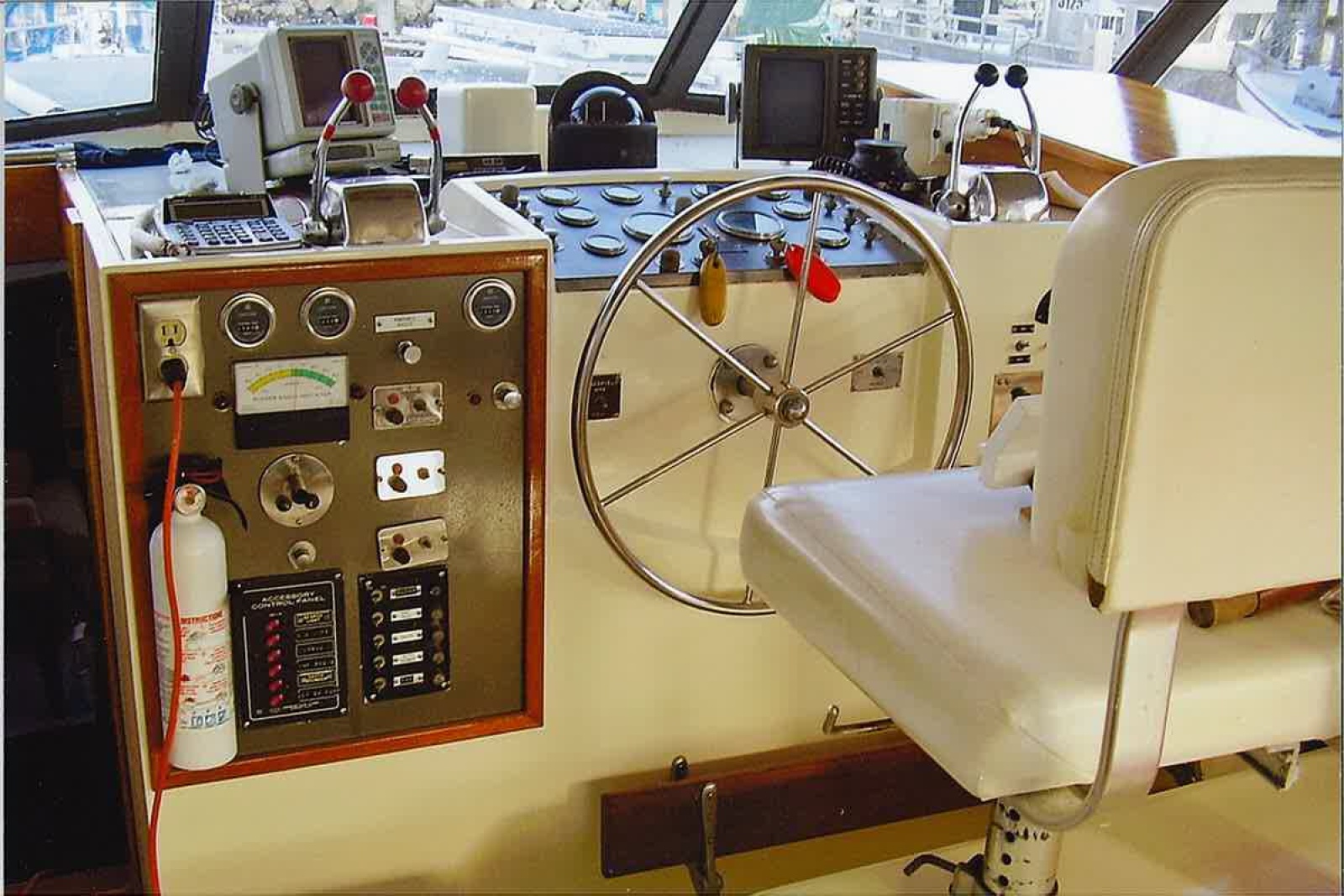 1974 Hatteras 48 Yachtfish