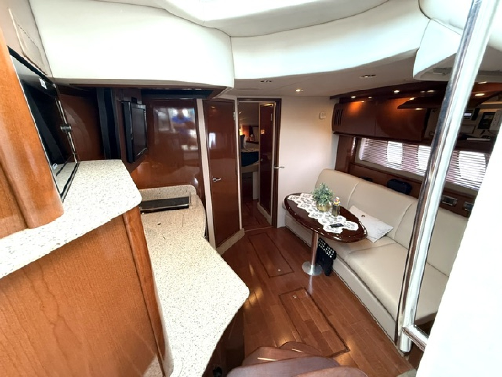 2008 Sea Ray 38 Sundancer