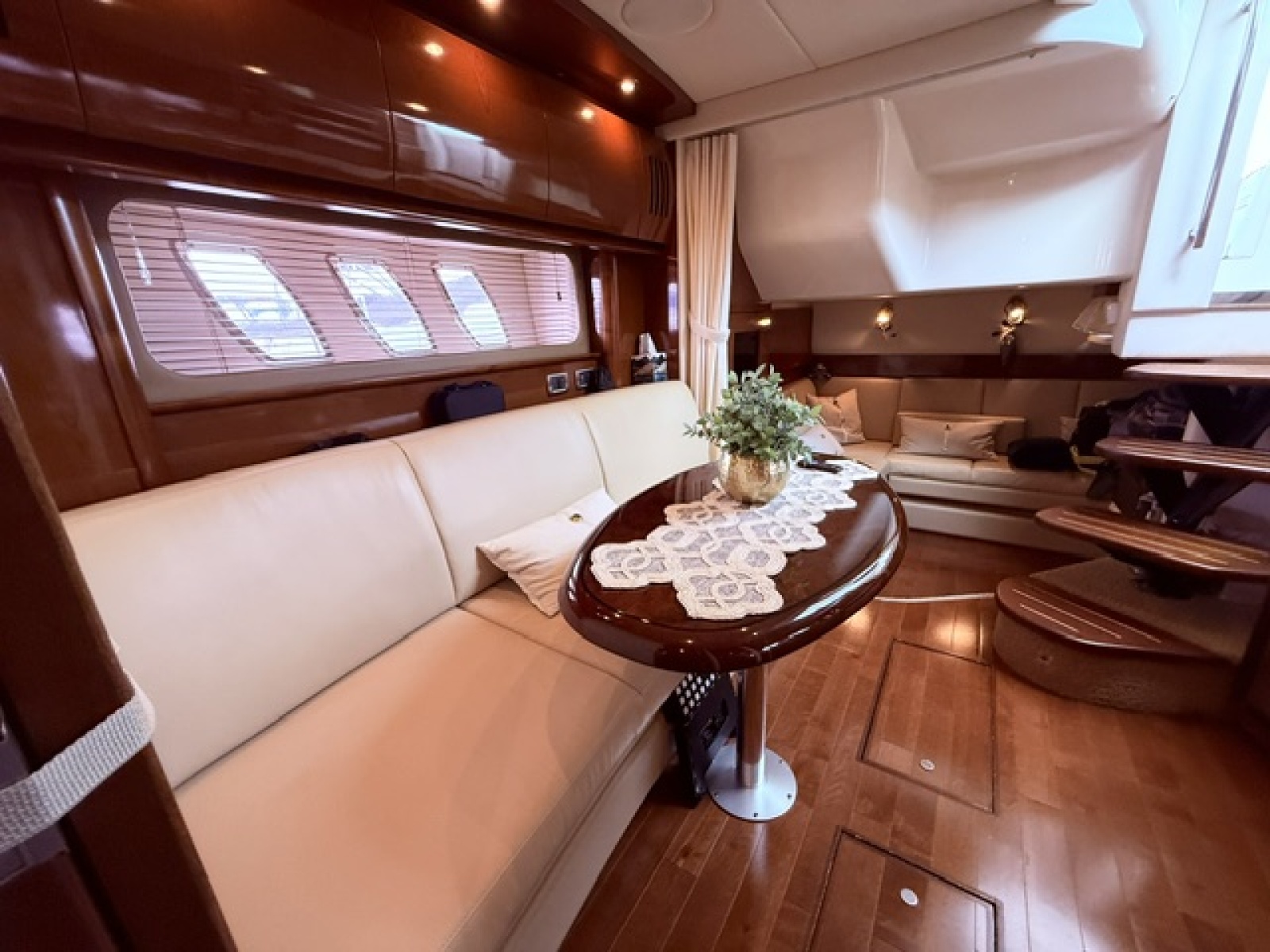 2008 Sea Ray 38 Sundancer