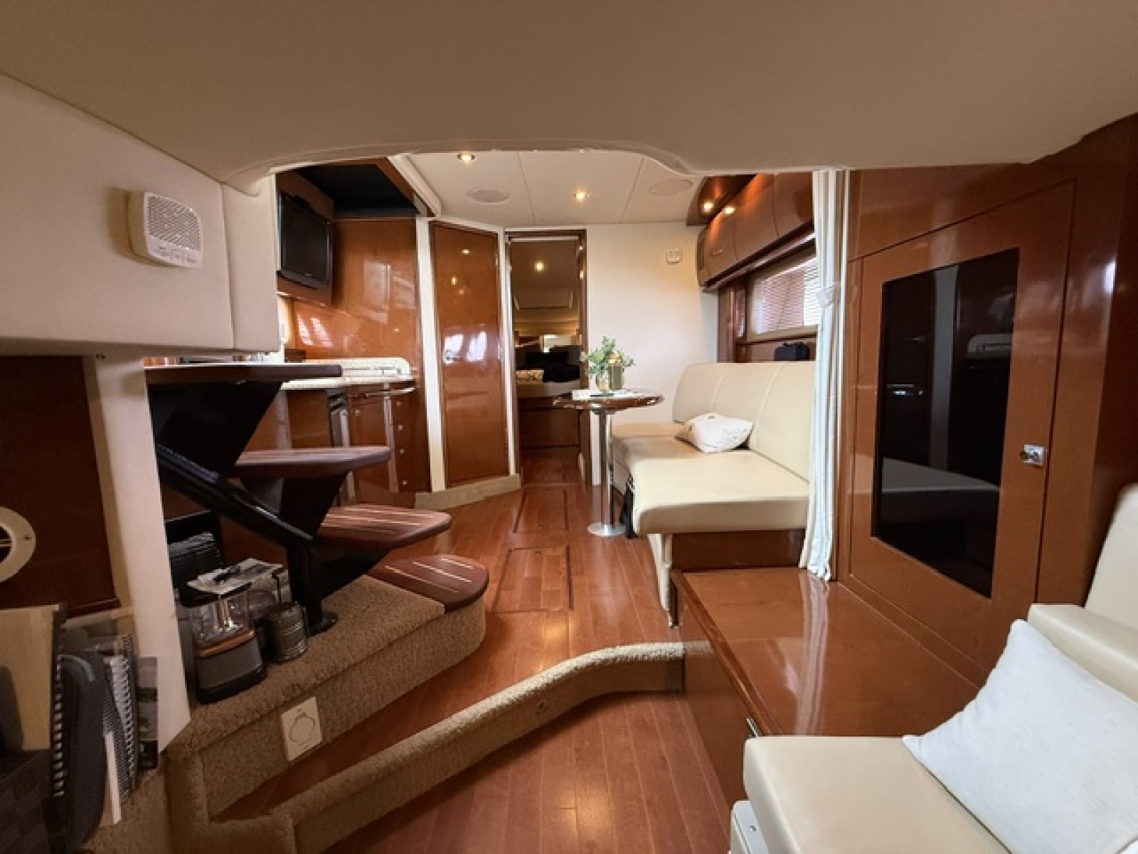 2008 Sea Ray 38 Sundancer