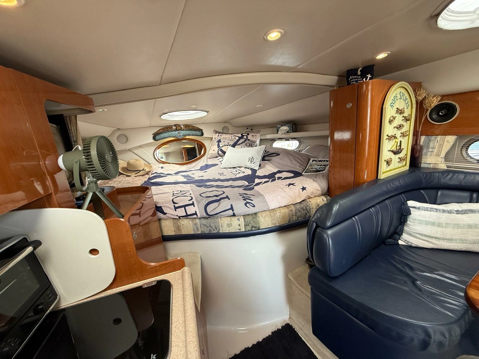 2001 Four Winns  328 Vista