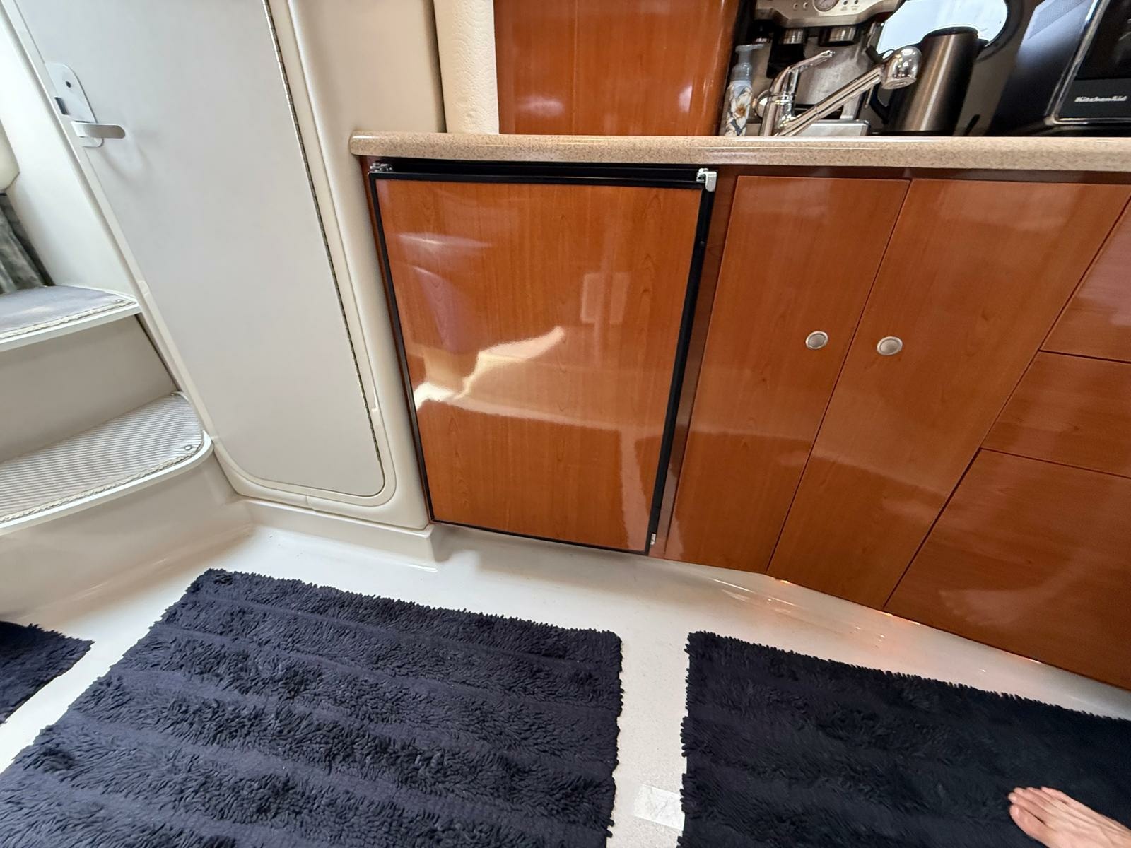 2001 Four Winns  328 Vista