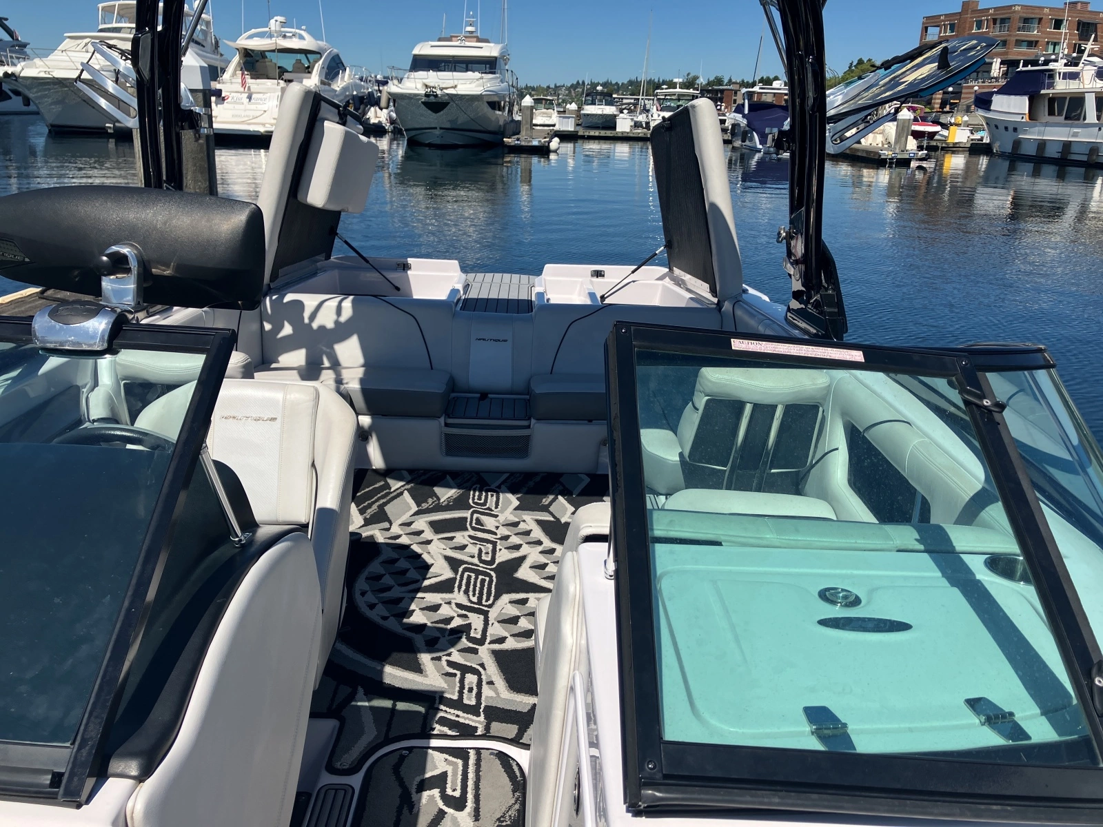 2011 Nautique Super Air Nautique 230