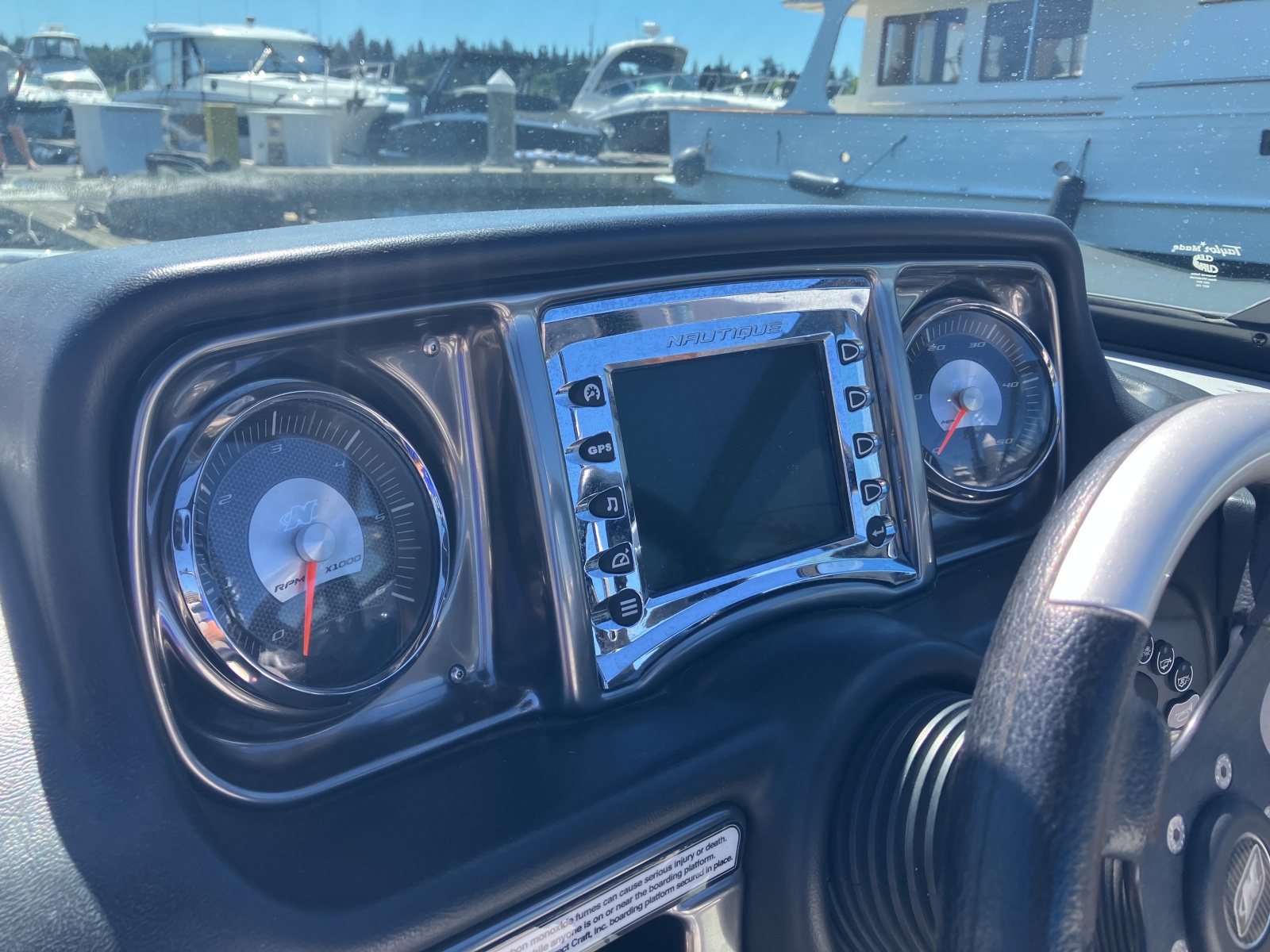 2011 Nautique Super Air Nautique 230