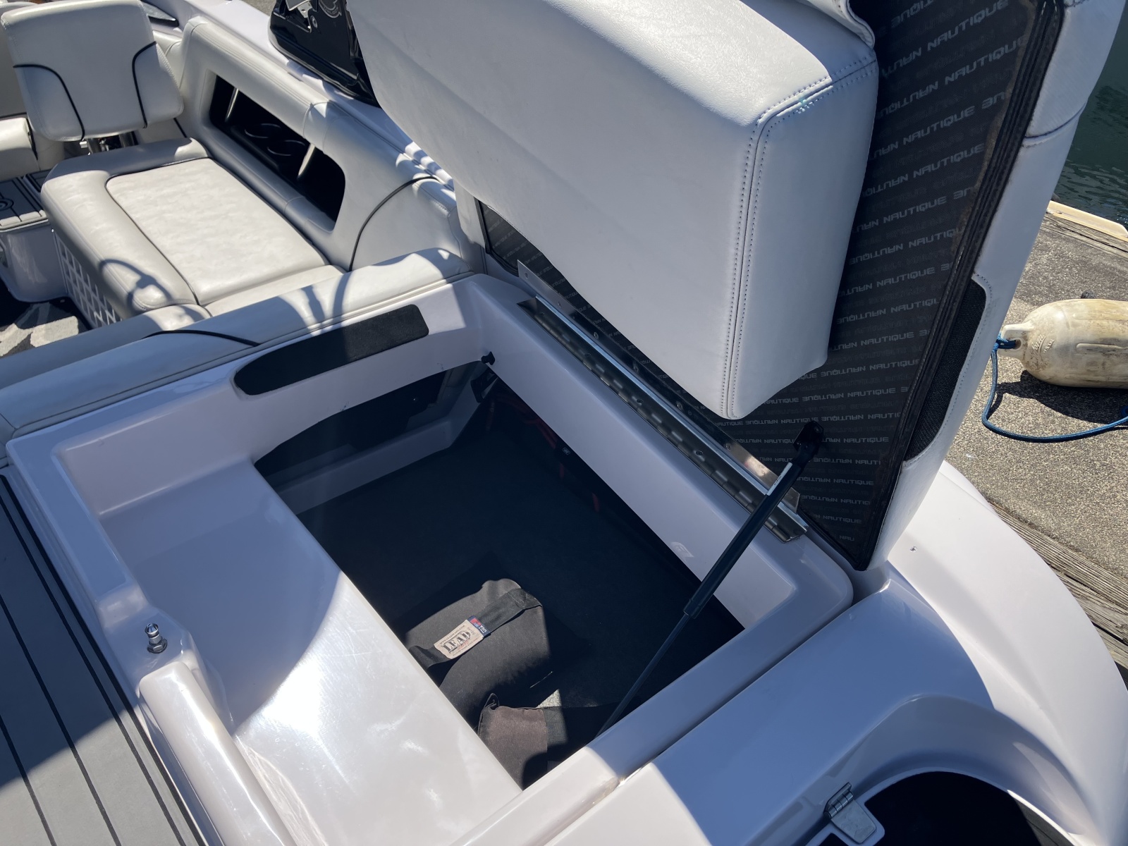 2011 Nautique Super Air Nautique 230