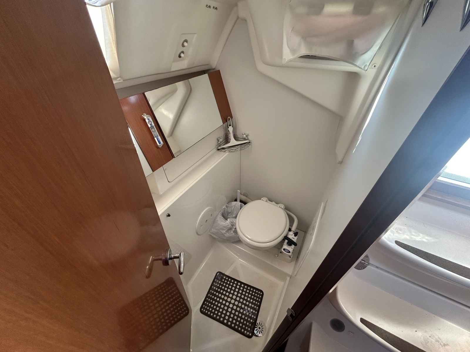 2008 Beneteau Oceanis 310