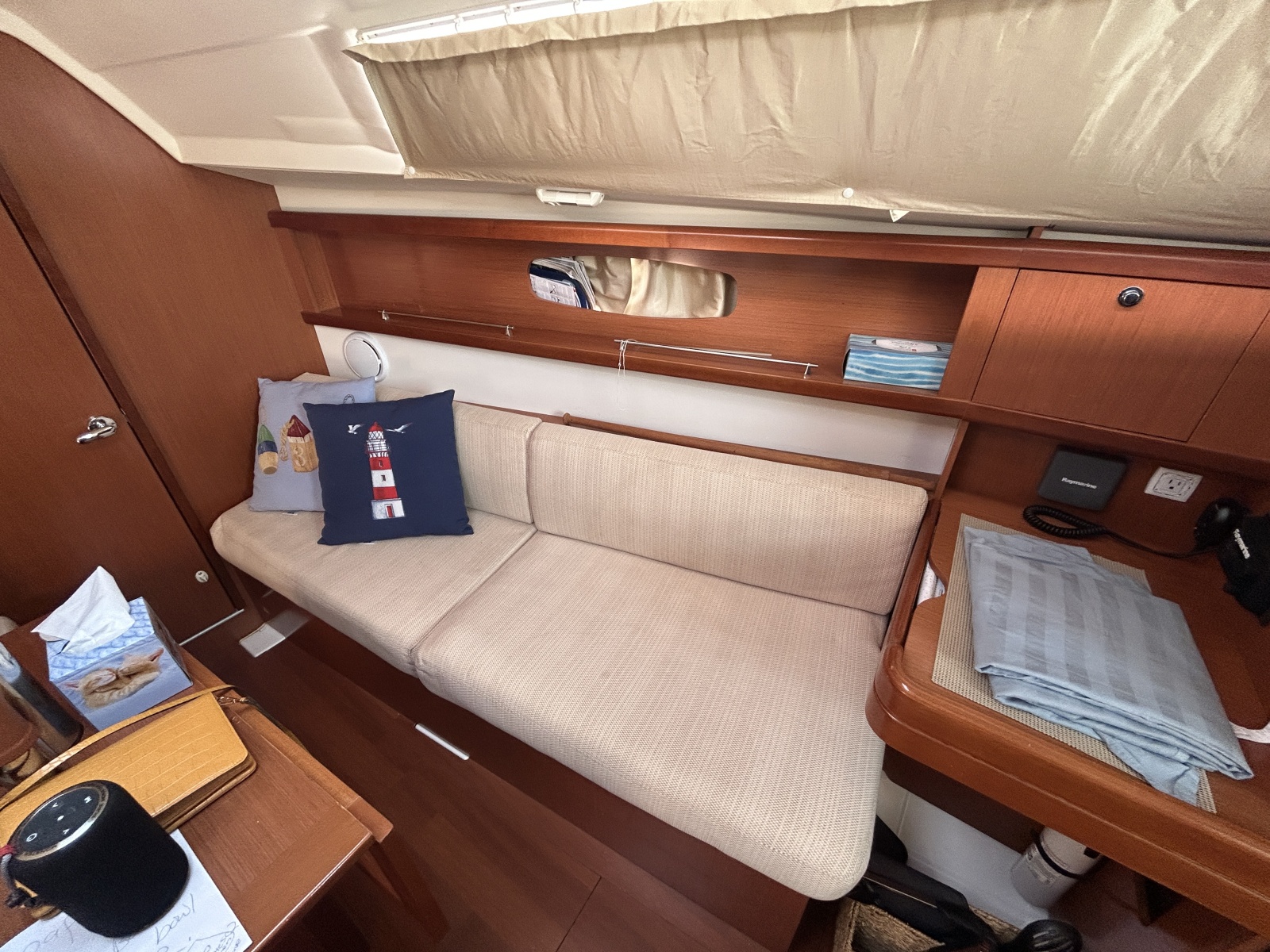 2008 Beneteau Oceanis 310