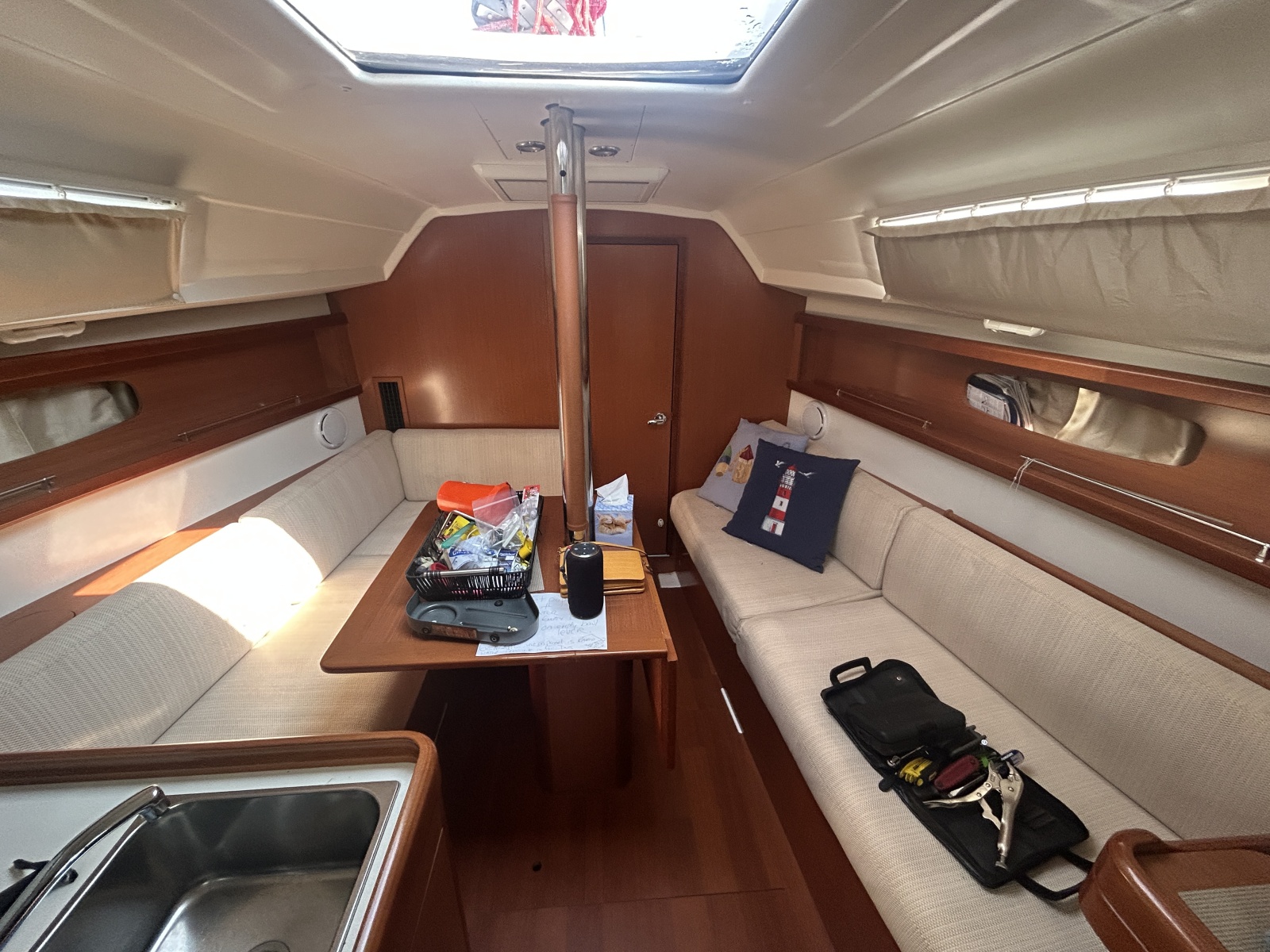 2008 Beneteau Oceanis 310
