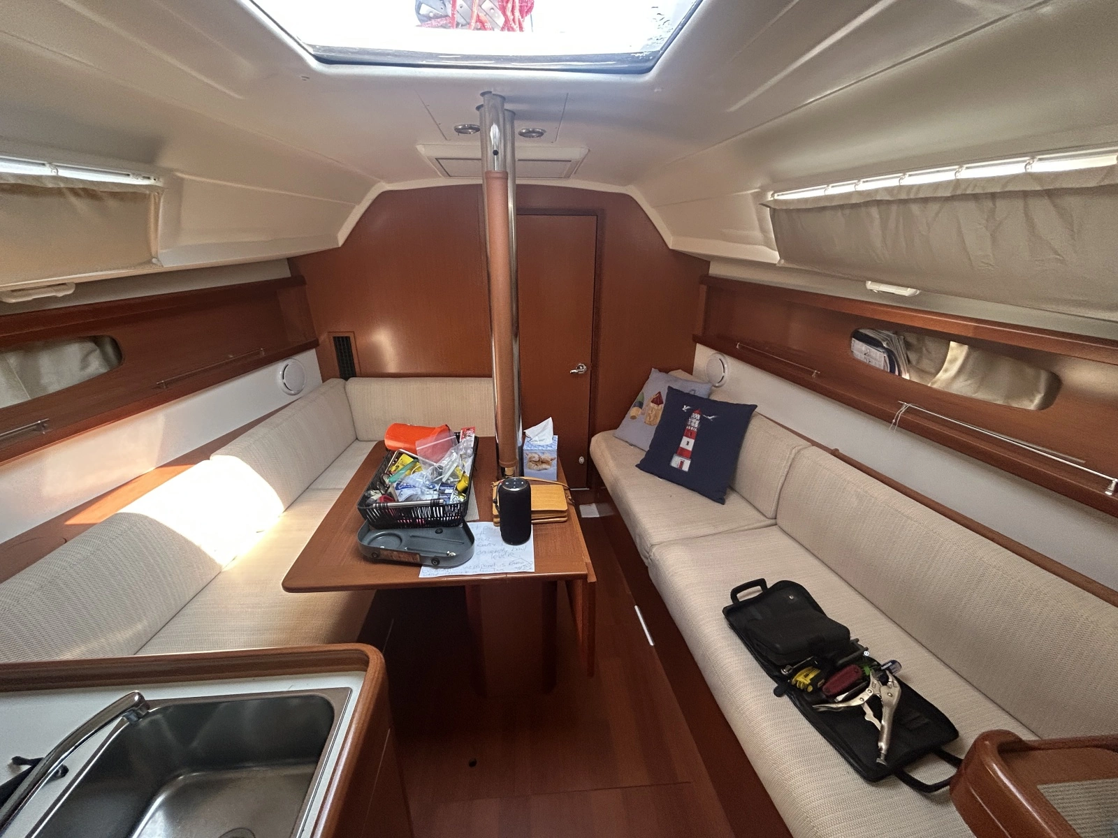 2008 Beneteau Oceanis 310