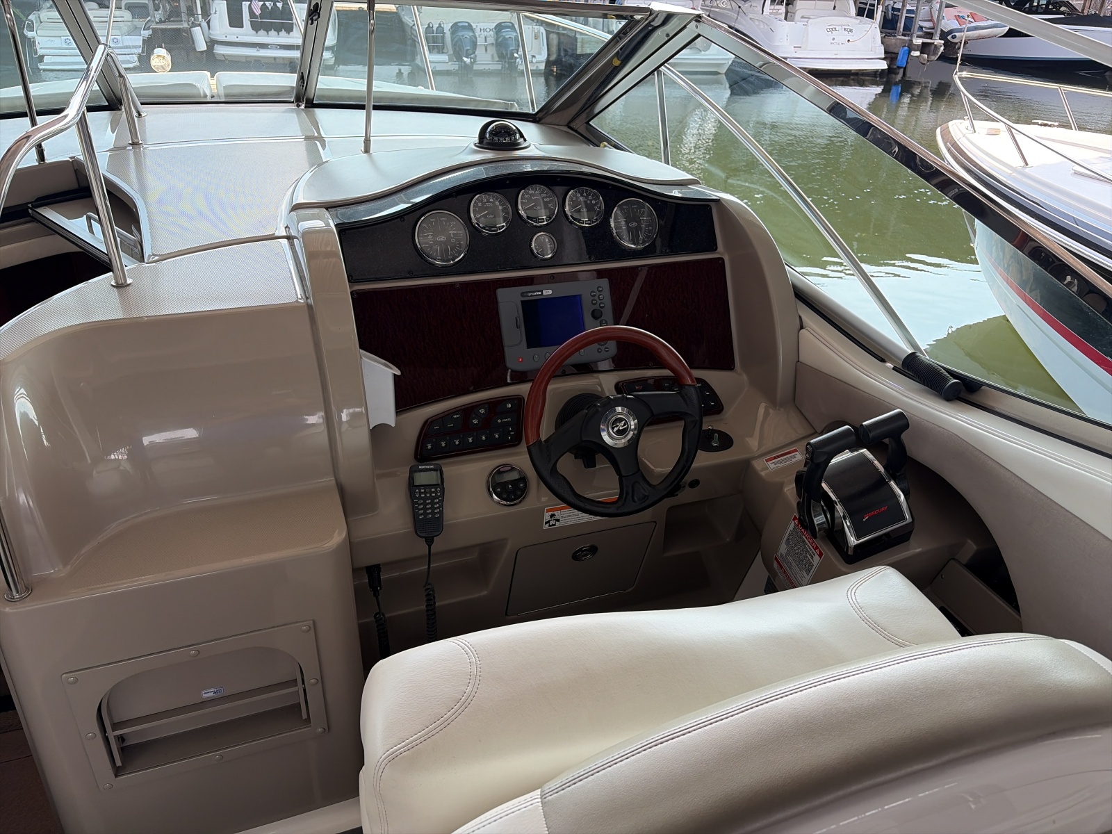 2007 Sea Ray 290 Sundancer