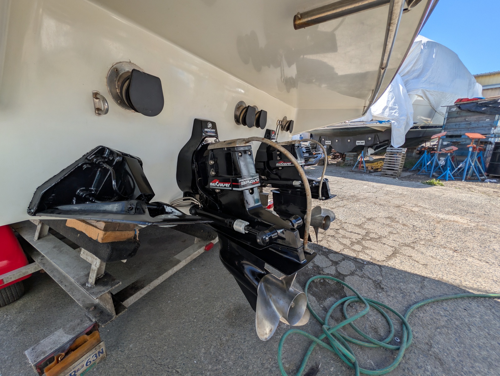 1988 Chris Craft 375 Stinger