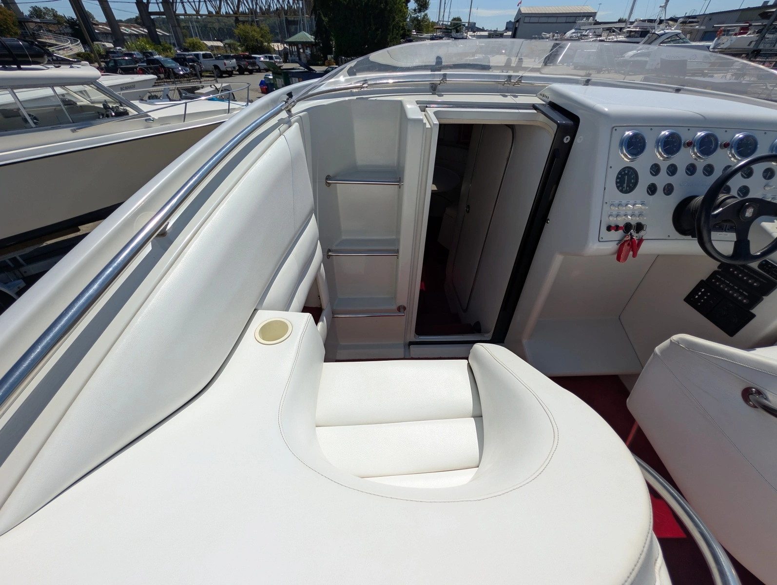 1988 Chris Craft 375 Stinger