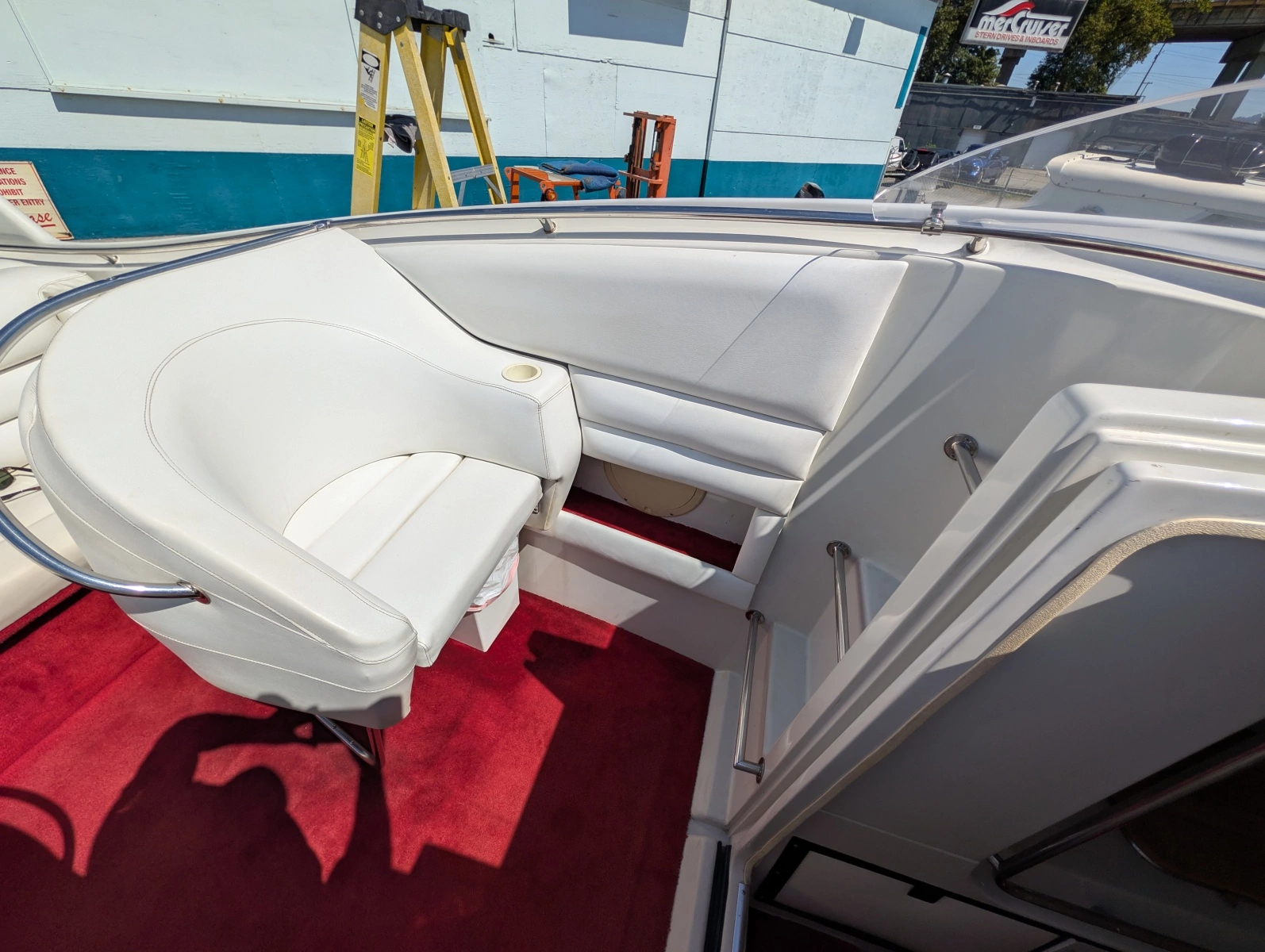 1988 Chris Craft 375 Stinger