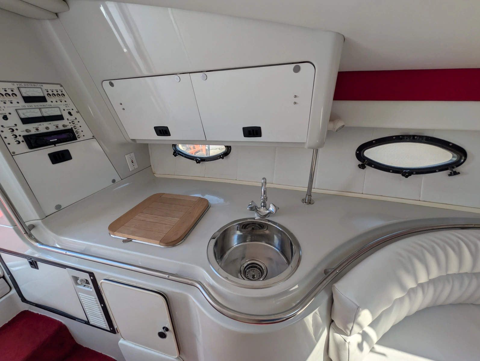 1988 Chris Craft 375 Stinger