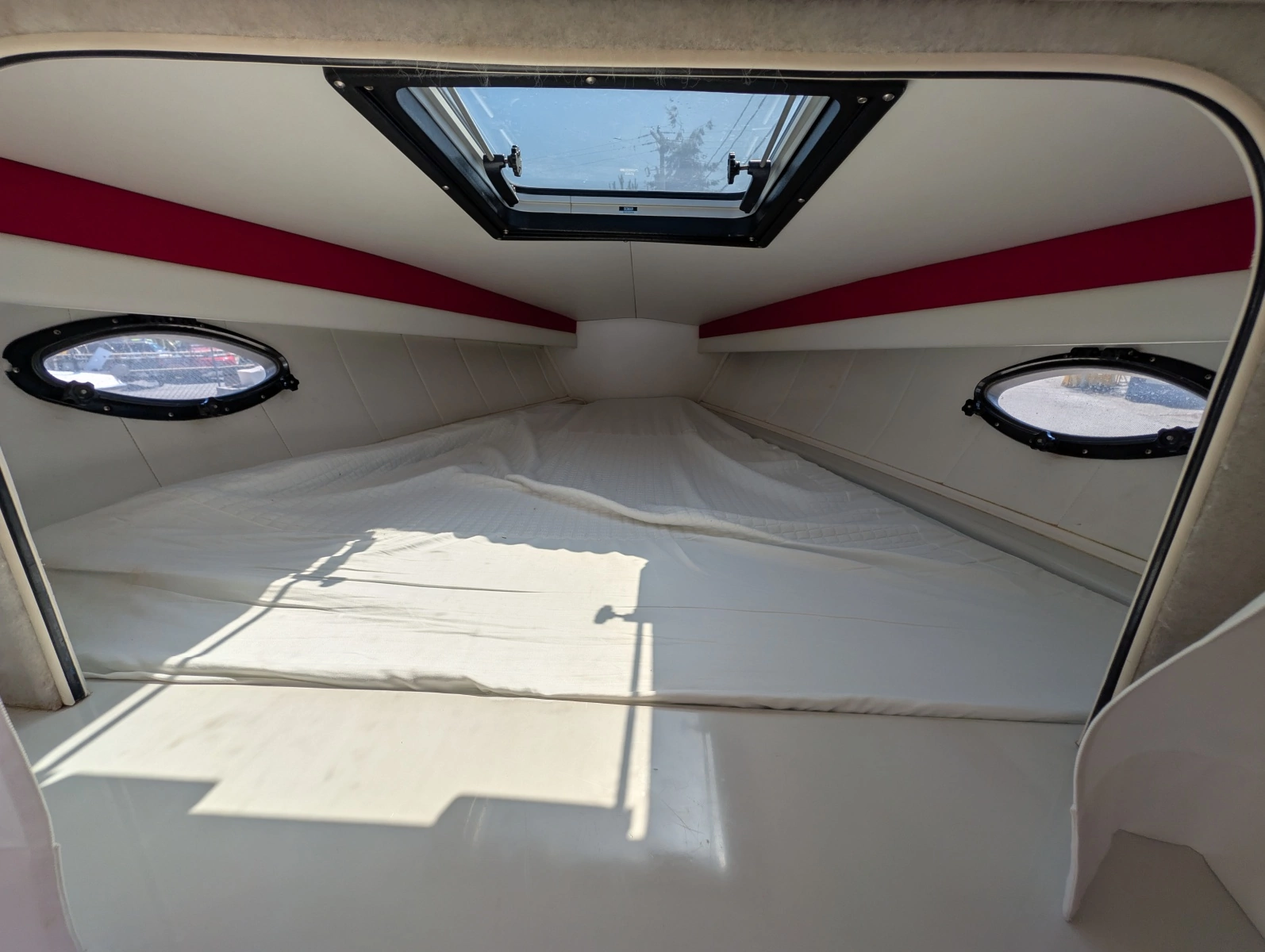 1988 Chris Craft 375 Stinger