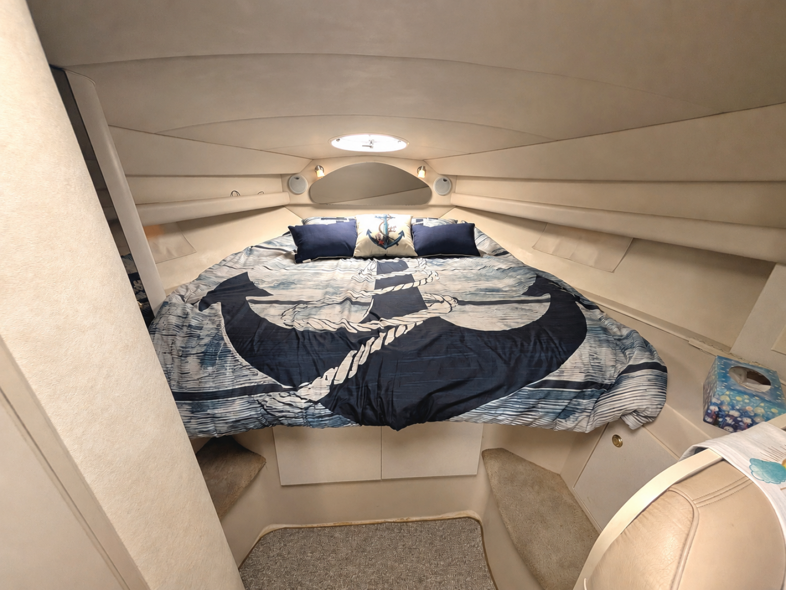 1990 Cruisers Yachts 3375