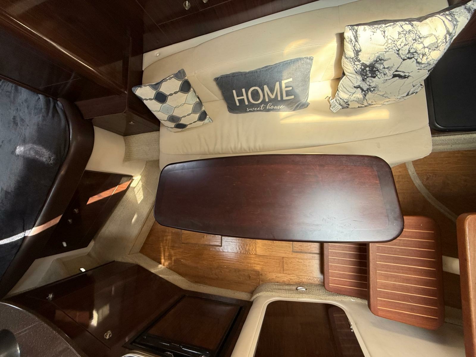 2015 Sea Ray 330 Sundancer
