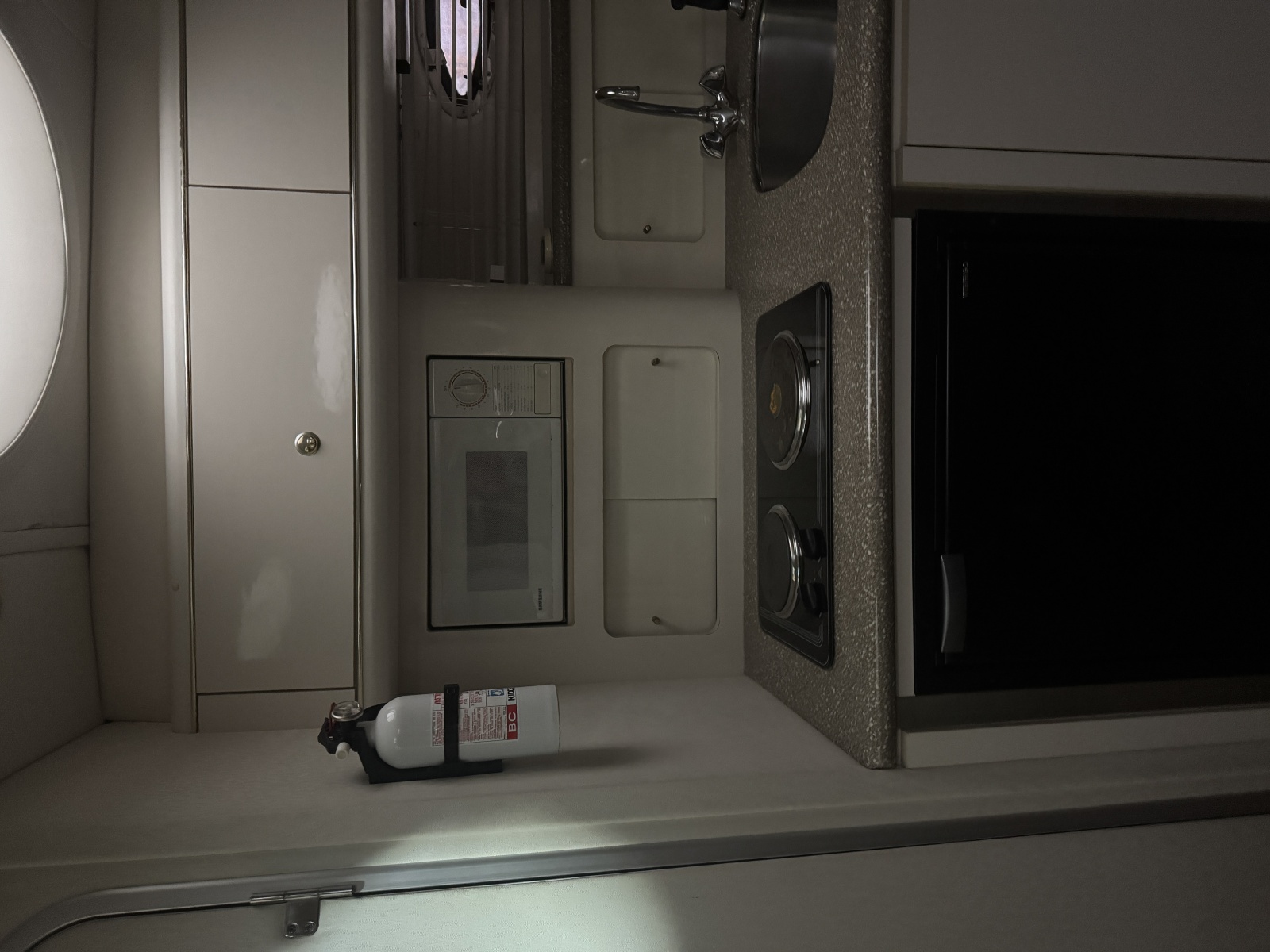 1999 Maxum 3700 SCR