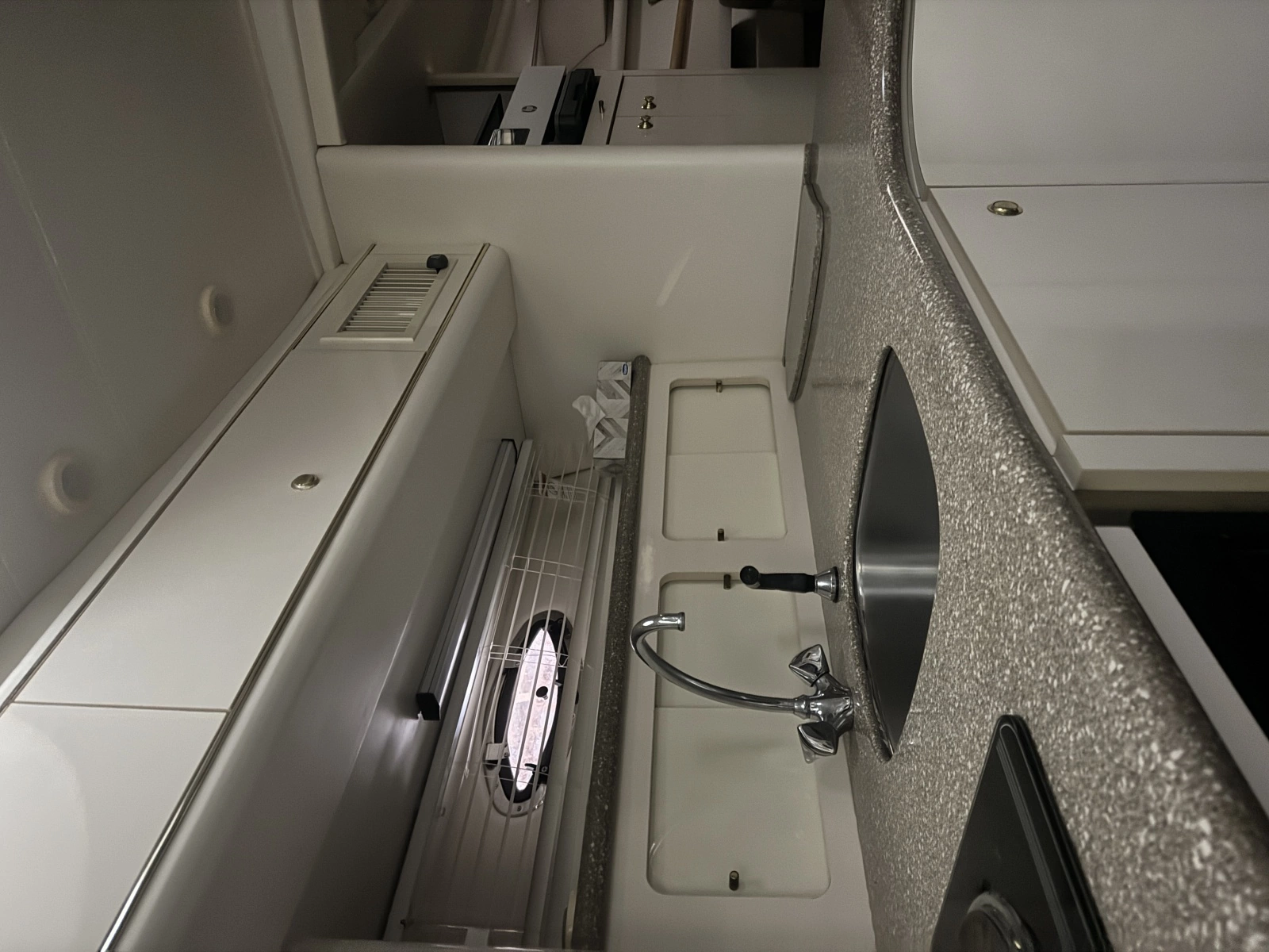 1999 Maxum 3700 SCR