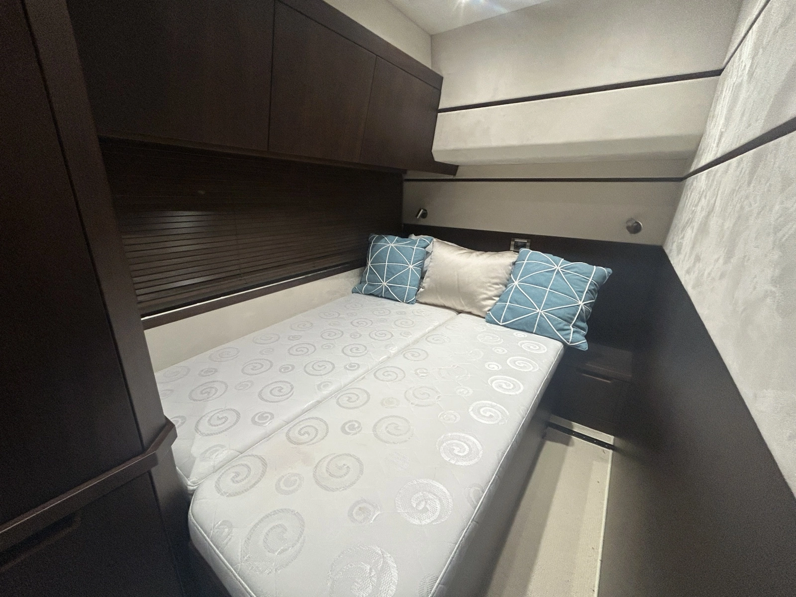 2018 Galeon 560 Sky 56